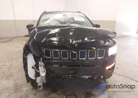 2020 Jeep Compass Latitude 4X4 из США, поврежденный, VIN 3C4NJDBB5LT168765